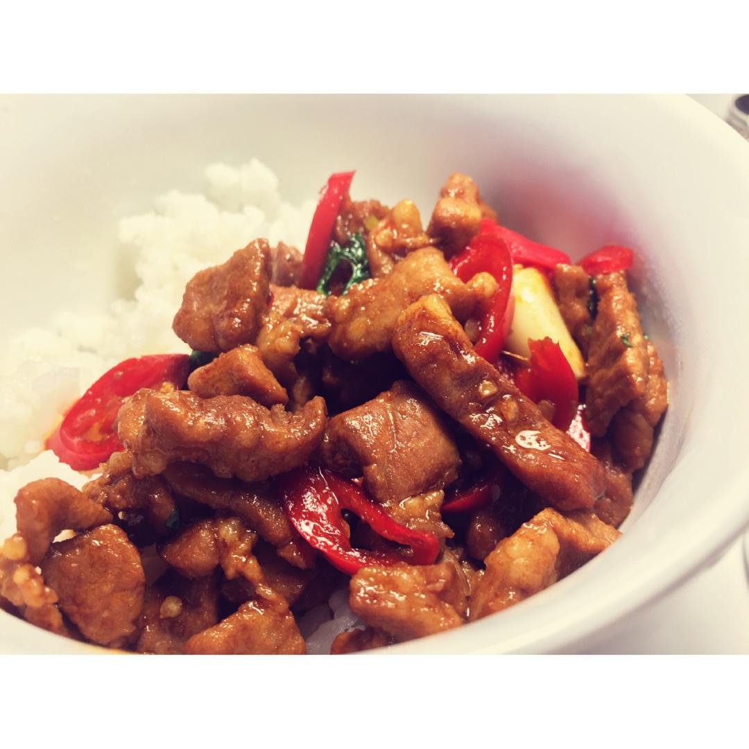 农家小炒肉【记忆中勾魂的油汤】