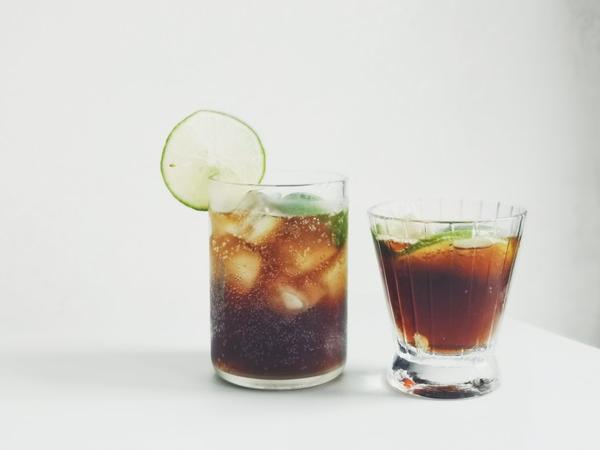 自由古巴 Cuba Libre 鸡尾酒