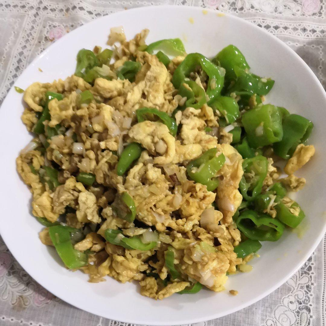 厨师长教你：“青椒炒鸡蛋”的家常做法 ,非常下饭