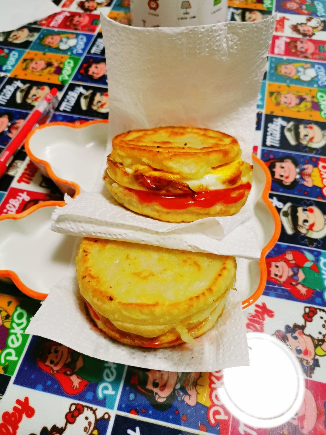 早餐霸王~沉甸甸鸡蛋汉堡