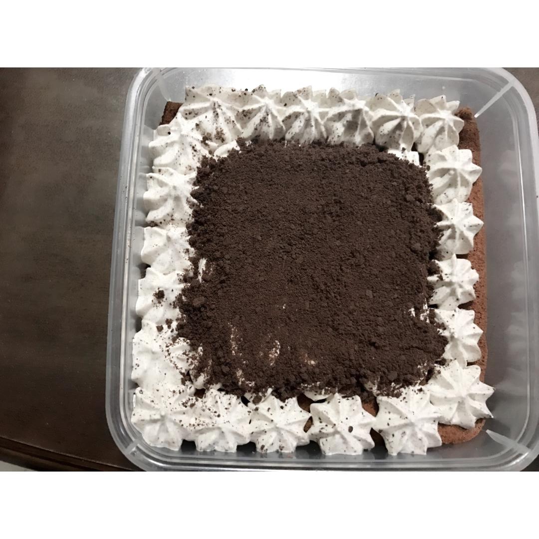 好吃到流泪的奥利奥咸奶油盒子蛋糕