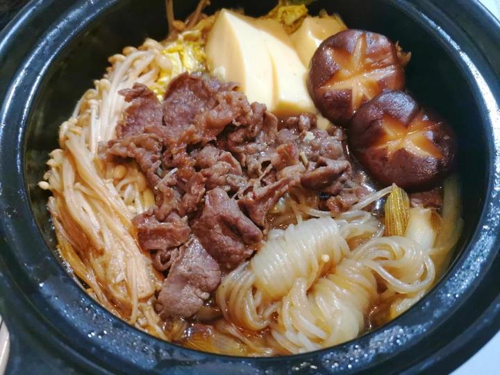 寿喜烧（日式牛肉锅）