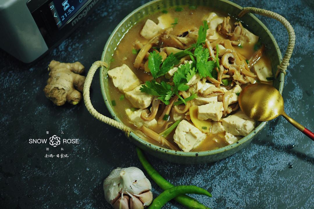 墨鱼豆腐汤的做法