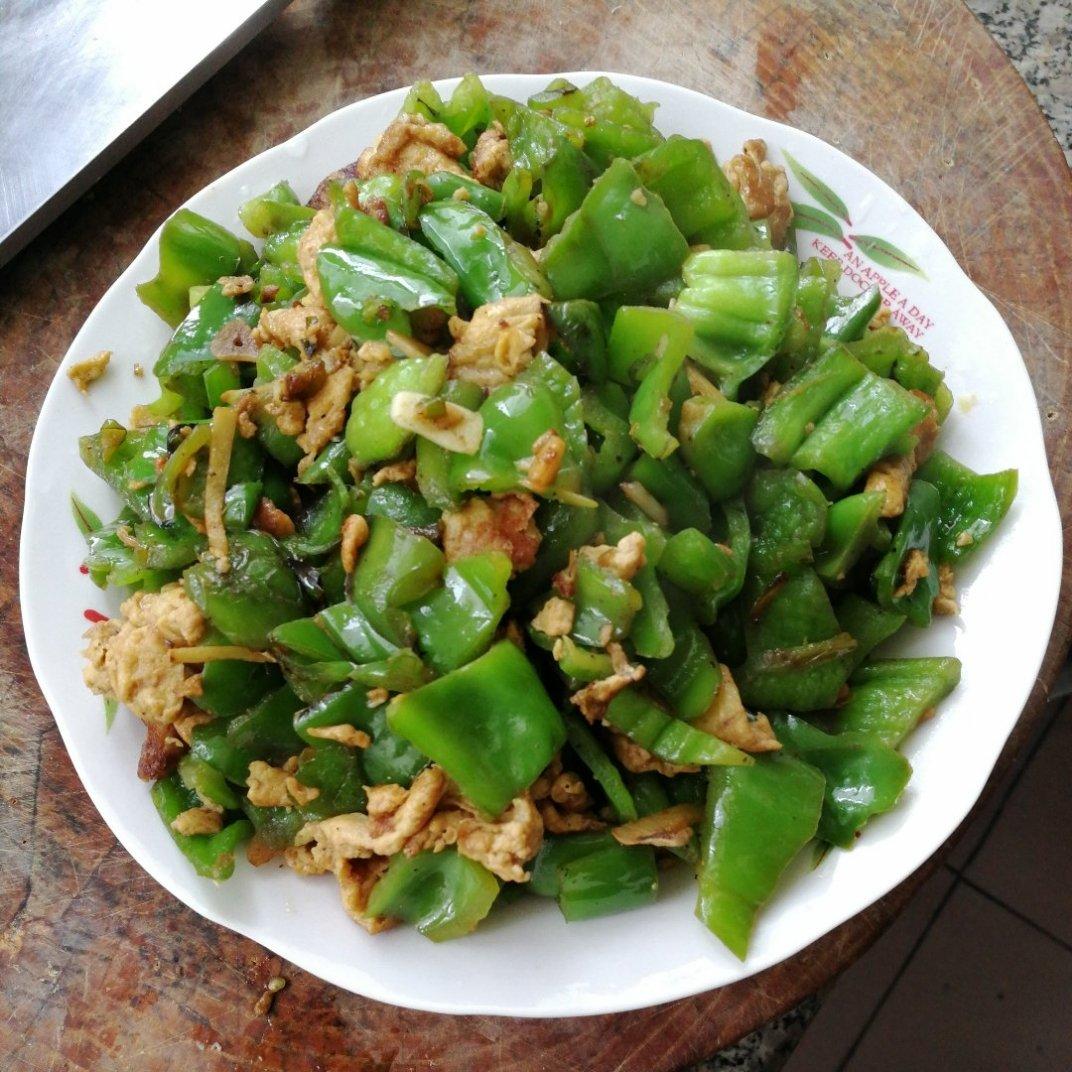 厨师长教你：“青椒炒鸡蛋”的家常做法 ,非常下饭