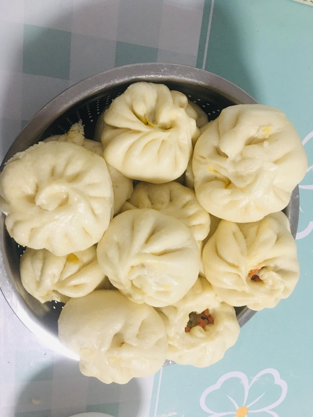萝卜丝鲜肉包