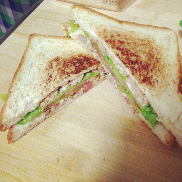 公司三明治 Club Sandwich
