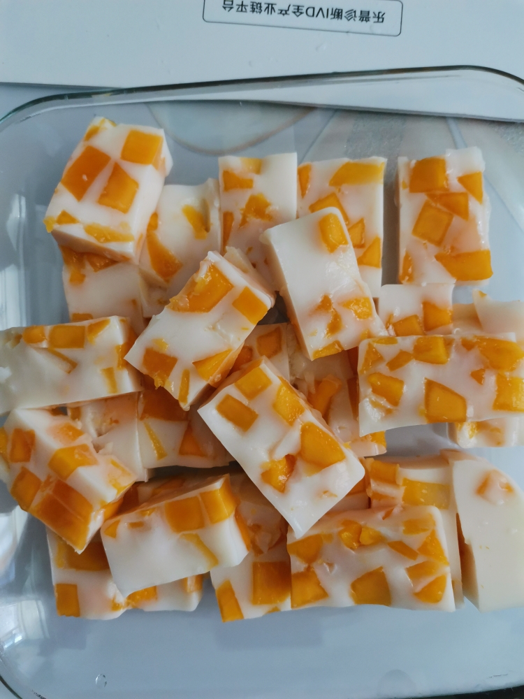 芒果椰奶冻（全网最简单好吃懒人必备甜品）的做法