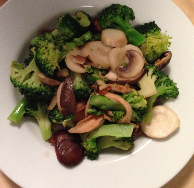 蚝油双菇西兰花