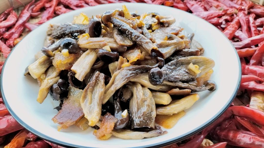 不二鹿茸菇炒肉