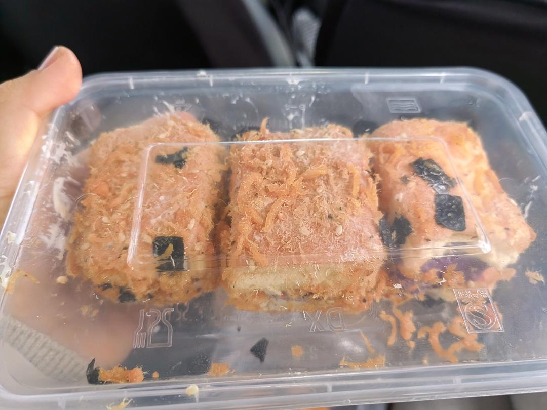 朋友都说比鲍师傅好吃的海苔肉松小贝