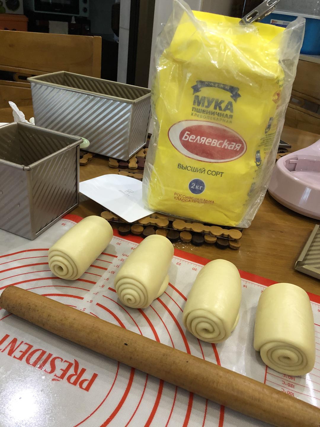 纯奶手撕吐司的做法 步骤1