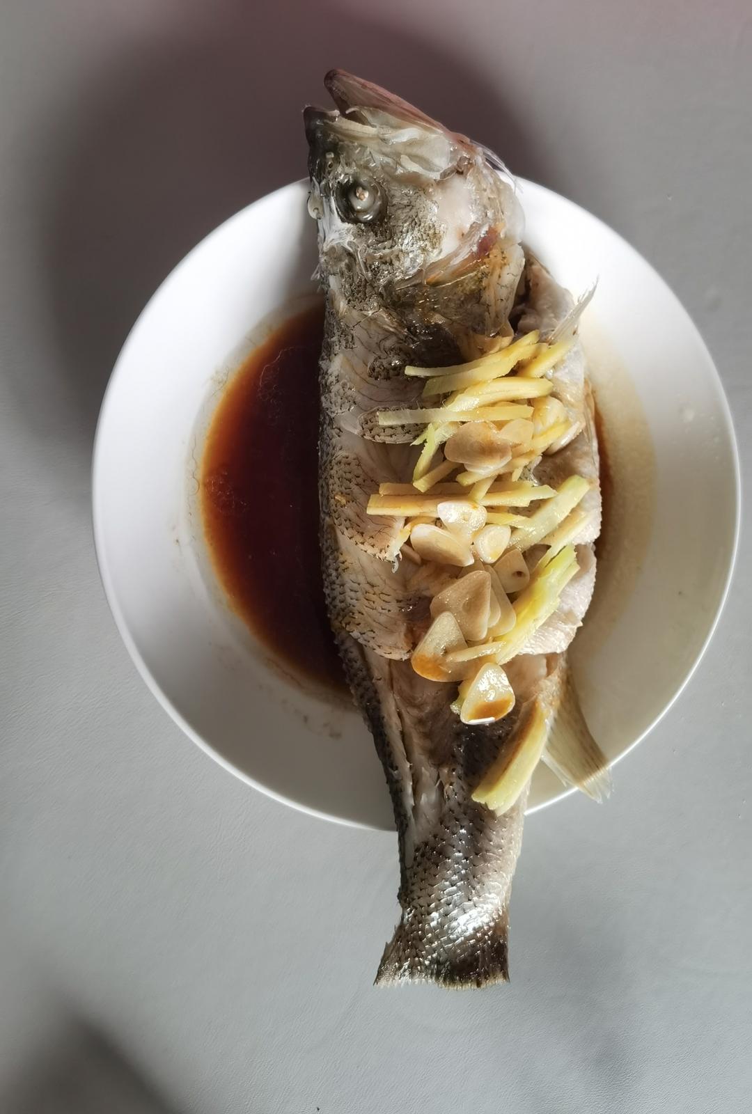 清蒸鲈鱼