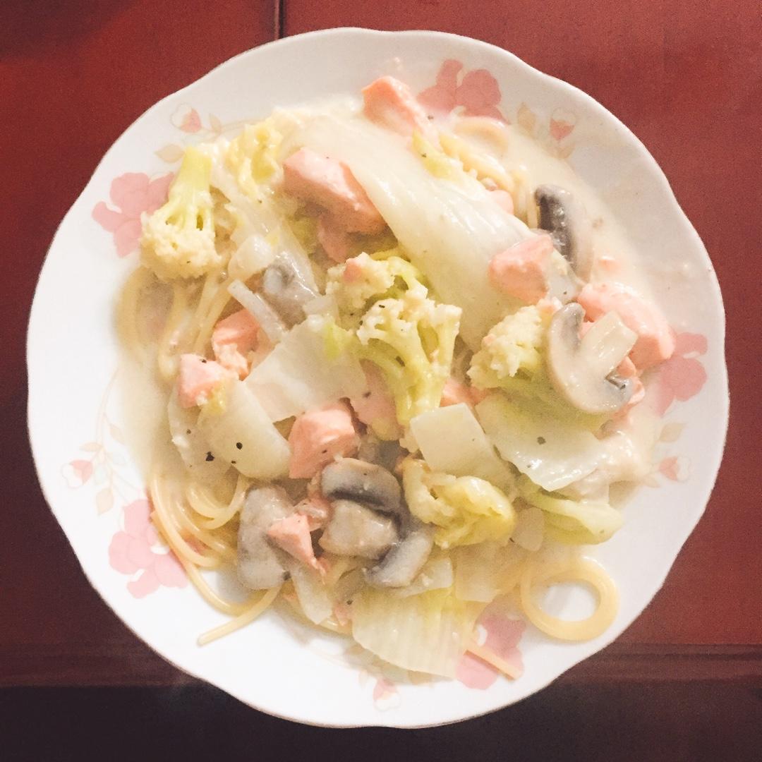 三文鱼奶油炖菜+芝士焗饭【曼食慢语】