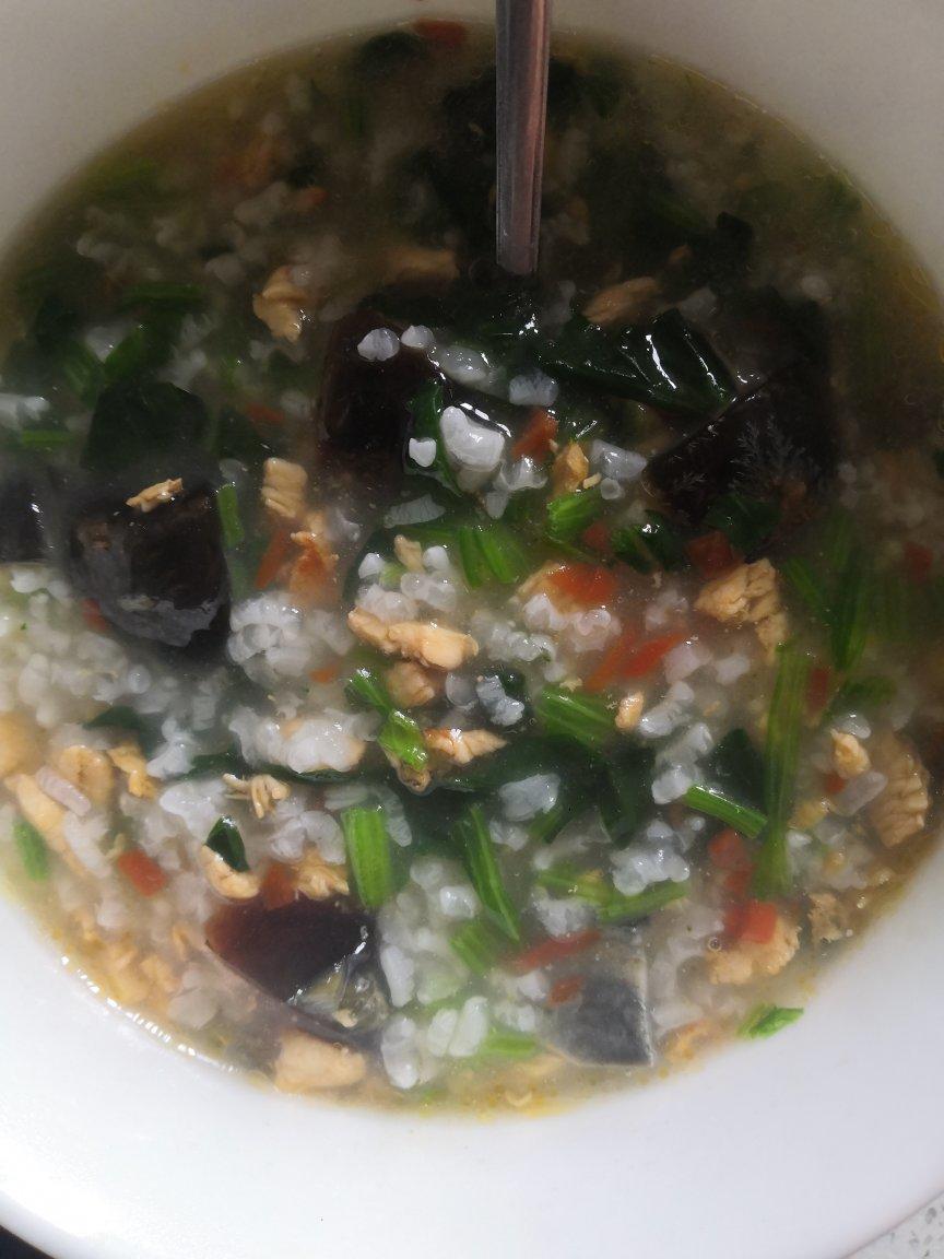 妈妈👩教我做的皮蛋瘦肉粥🥣简单快捷美味😋