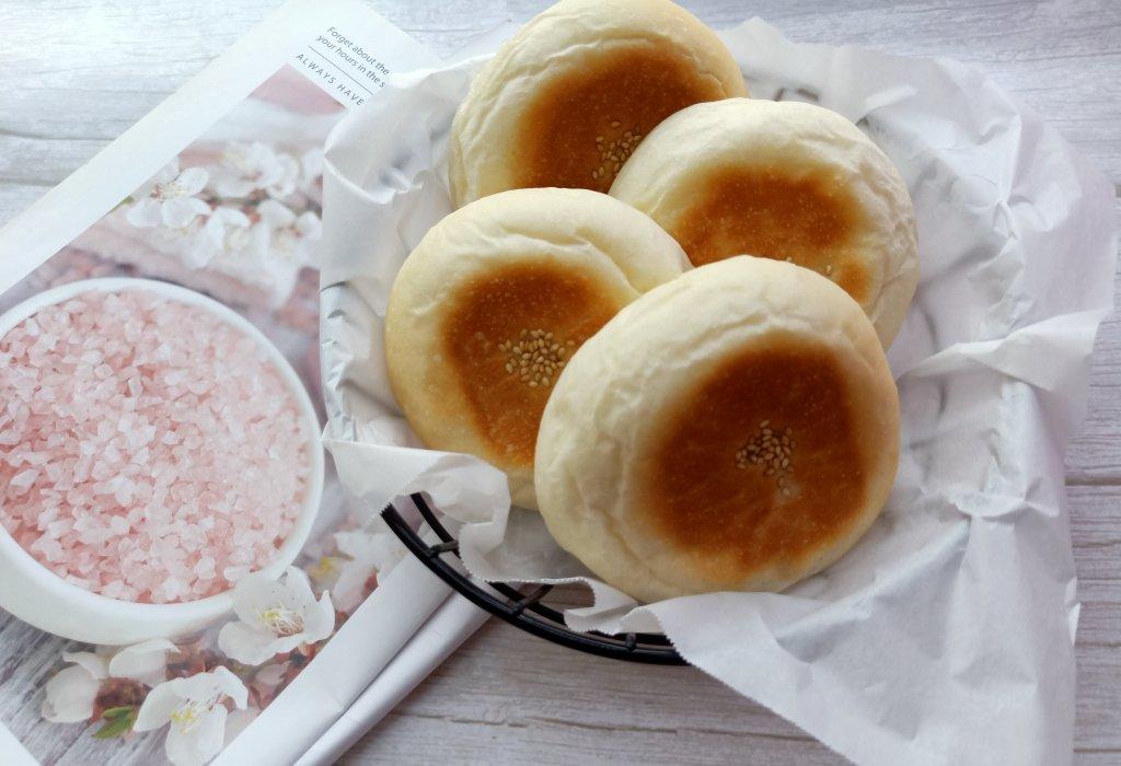 日式樱花紫米包