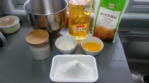 电饭锅蒸蛋糕（烫面法 ）的做法 步骤1