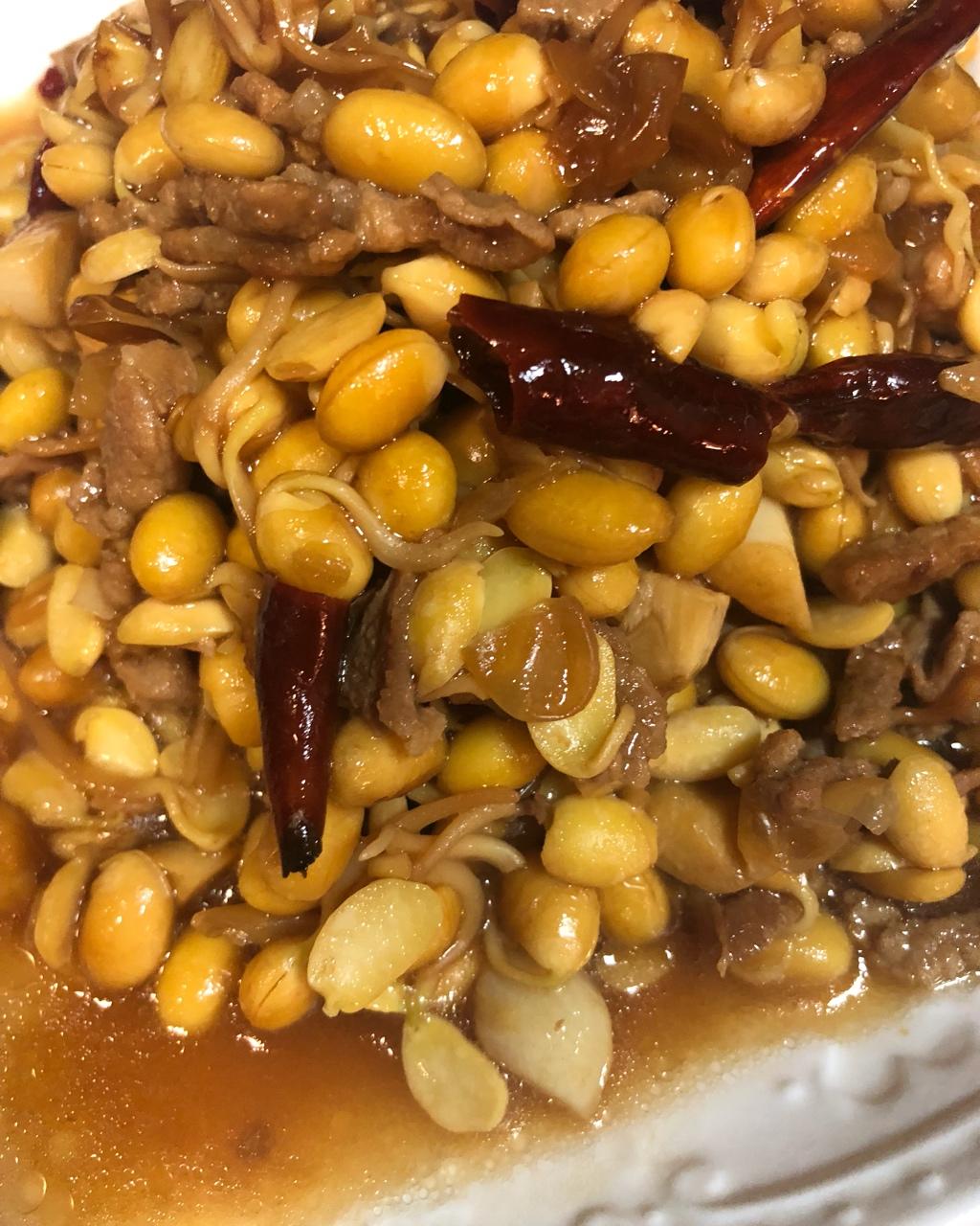 黄豆芽炒肉丝