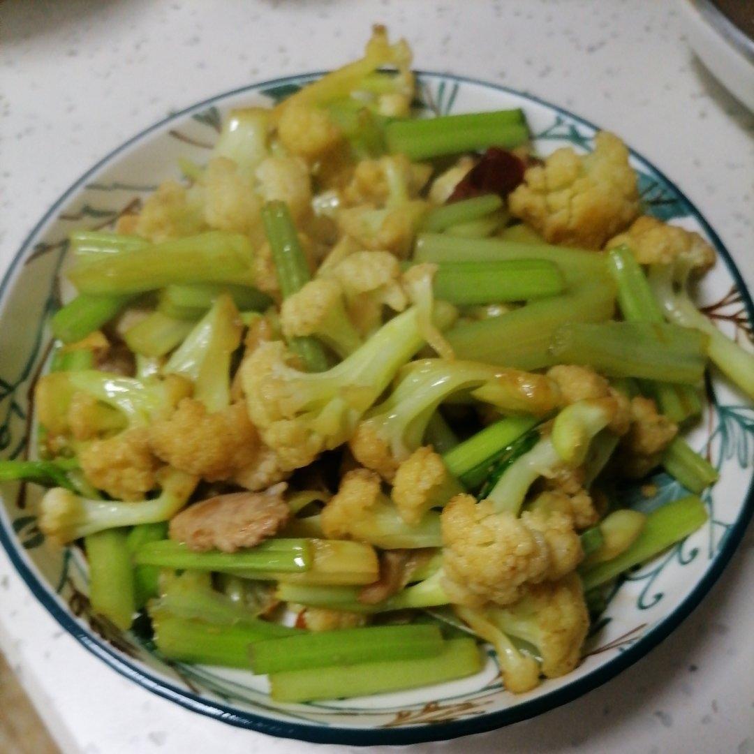 和饭店一个味道的干锅花菜
