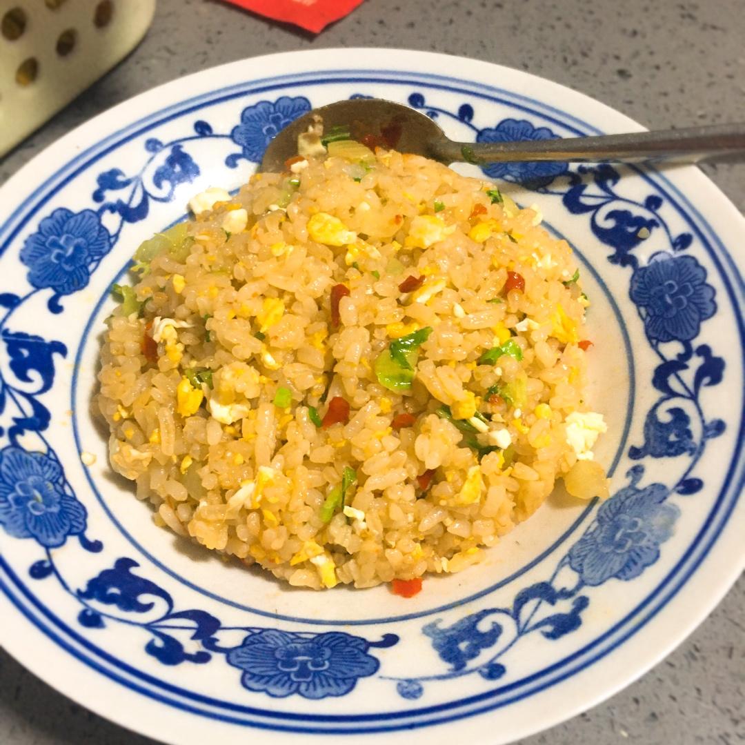 好吃到停不下来的酱油蛋炒饭