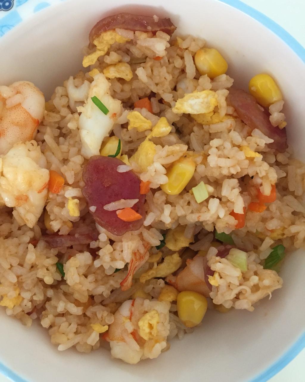 爆好吃的无敌腊肠炒饭