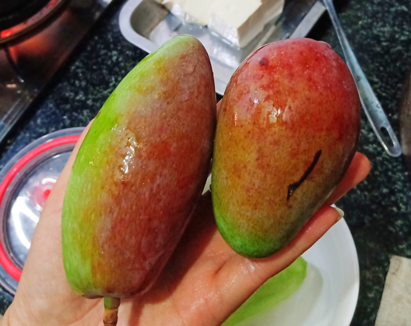水果酸——芒果的做法 步骤1