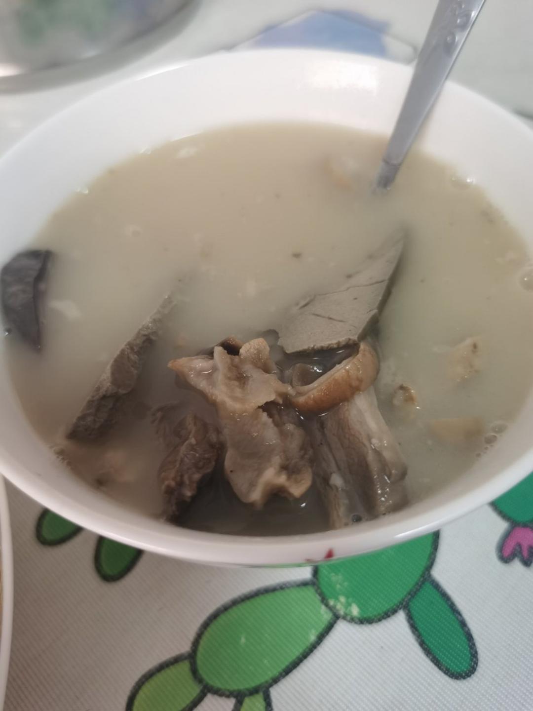 羊杂汤