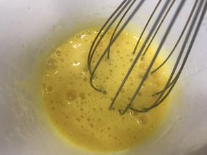 果蔬蛋黄溶豆的做法 步骤4
