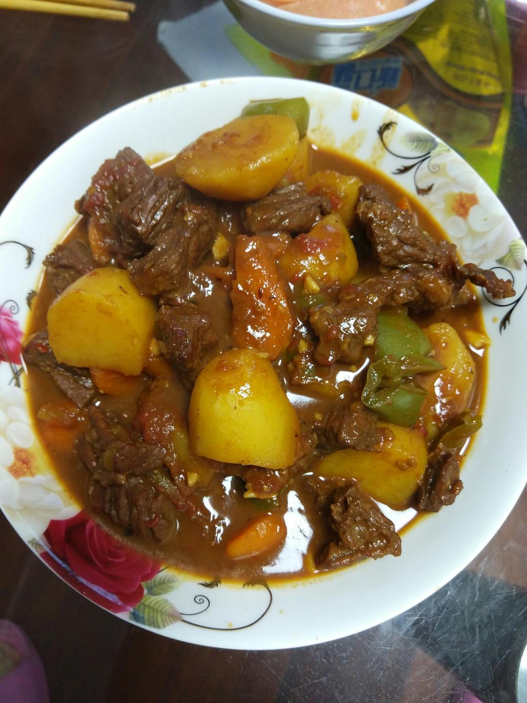 红烧牛肉土豆 （独家秘制）