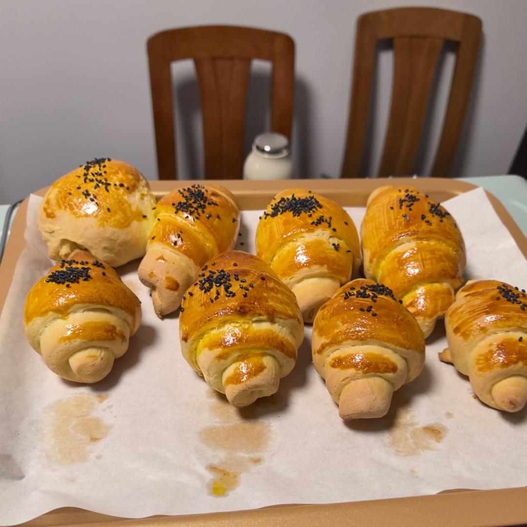 奶香牛角包，松软香甜零失败，早餐必备