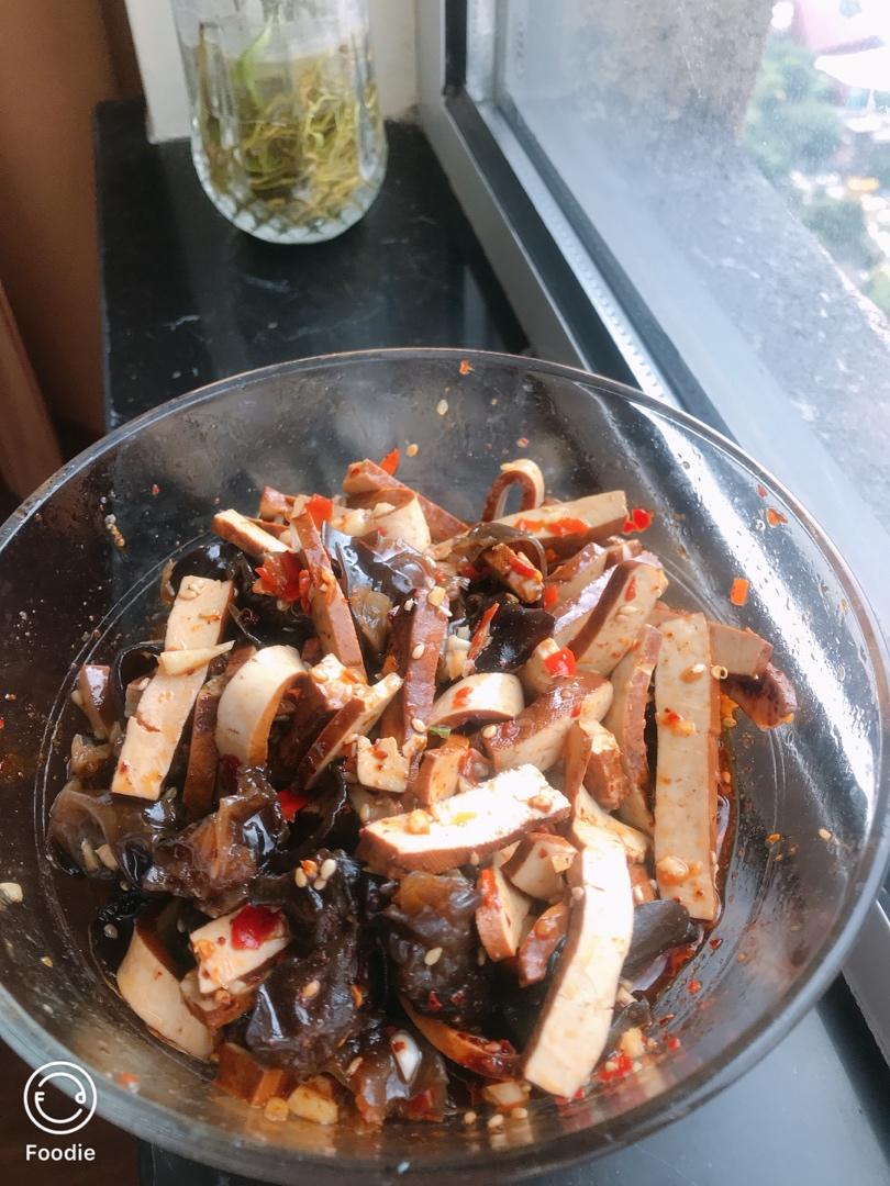 凉拌武冈豆腐干