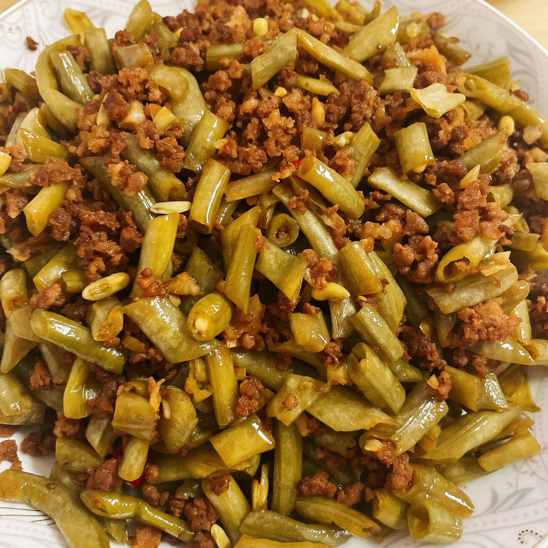 下饭菜：酸豆角炒肉末