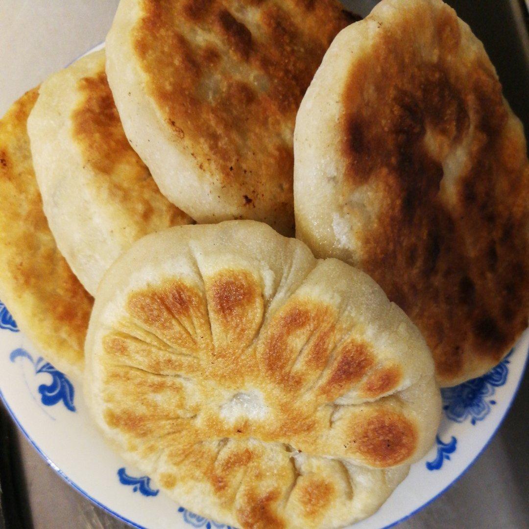 猪肉圆白菜馅饼