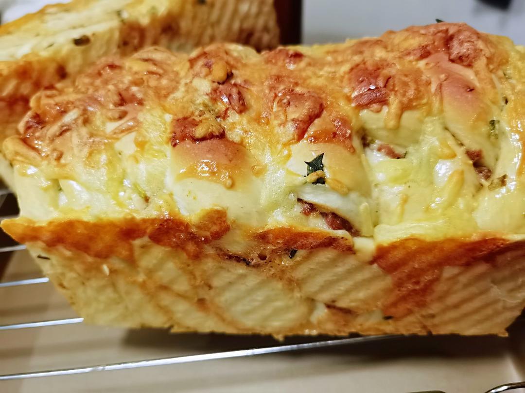 肉松吐司【超多料香爆马苏里拉】