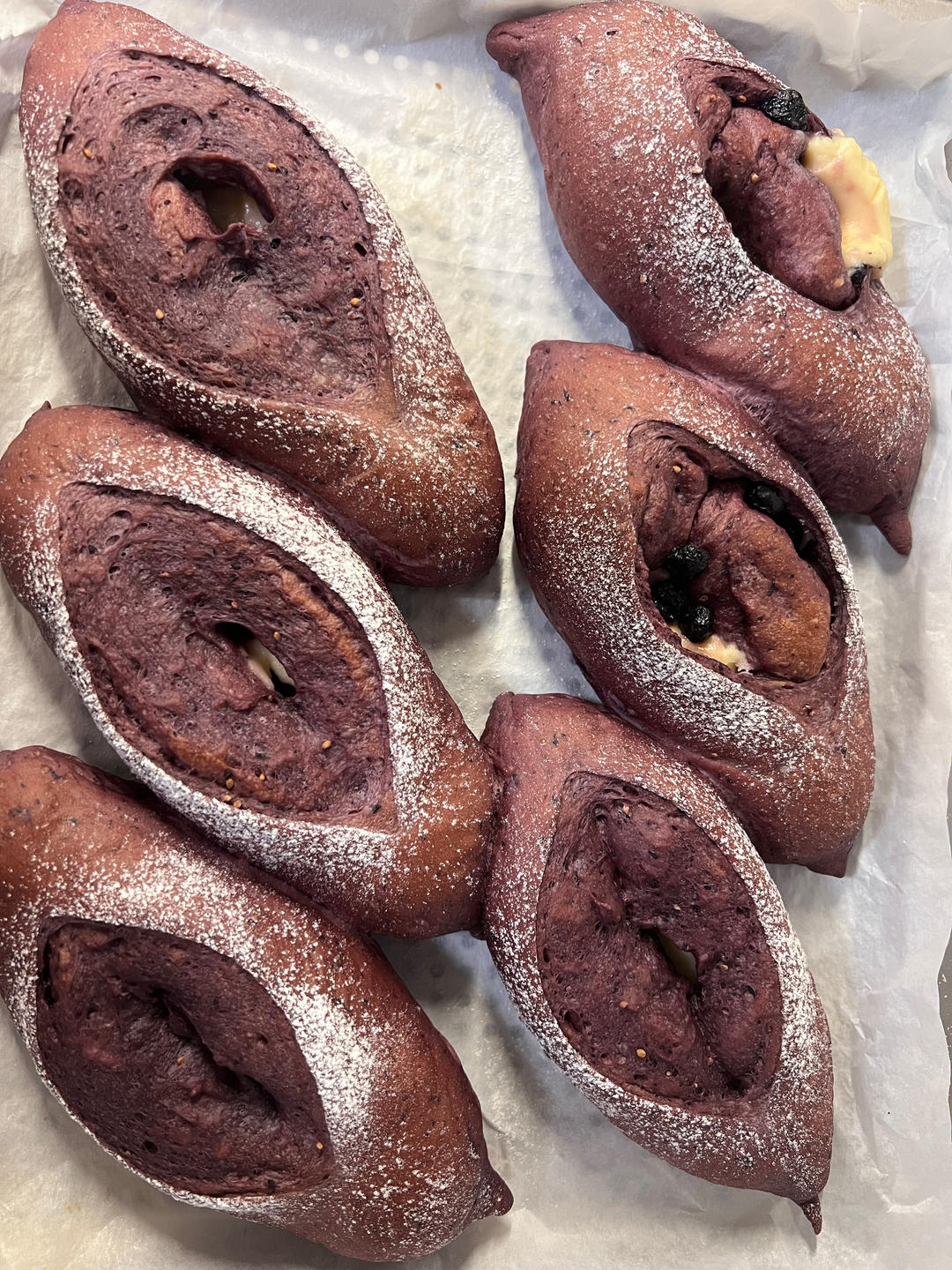 网红门店爆款，上半年最火的桑葚乳酪软欧！