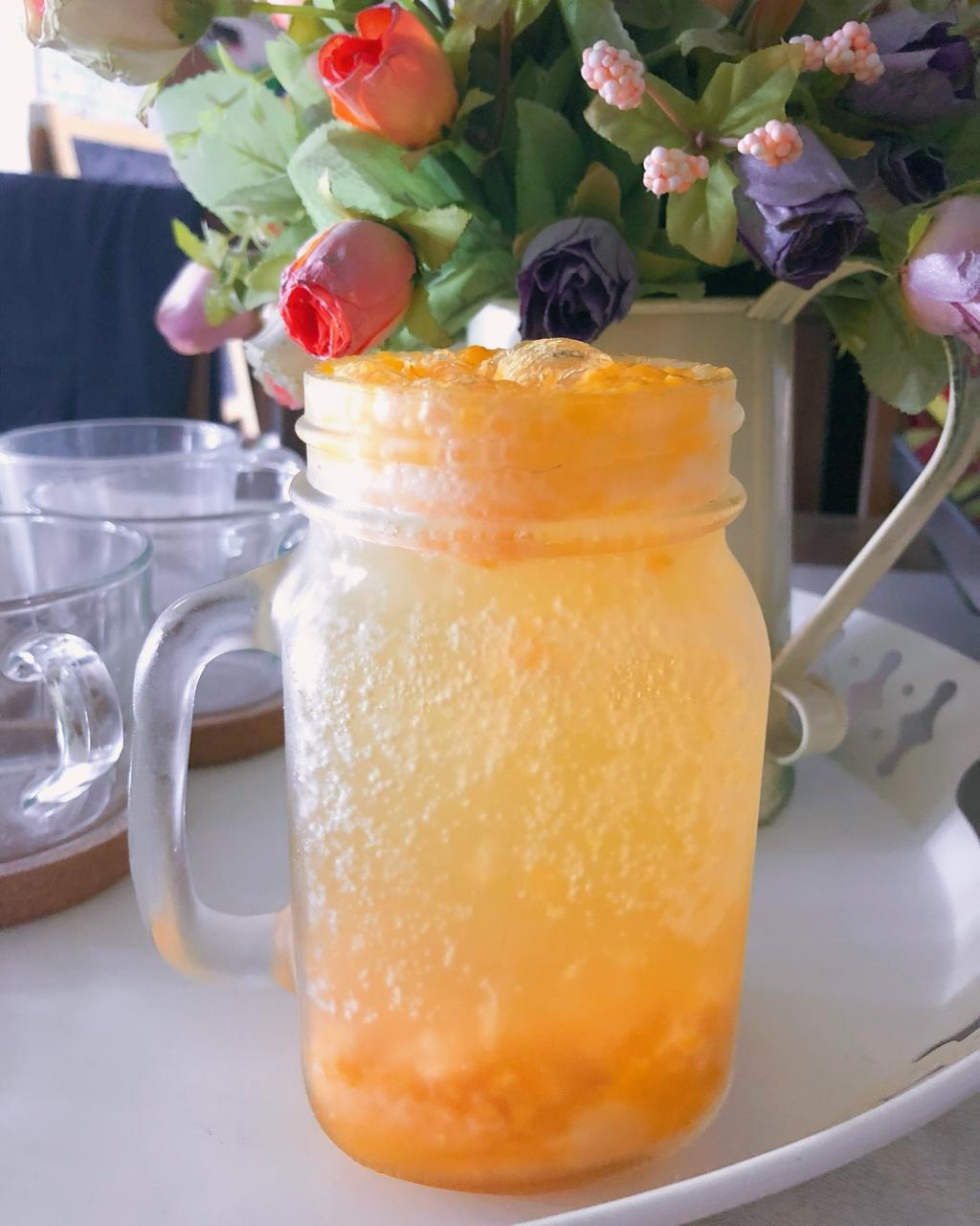 芒果雪酪气泡水