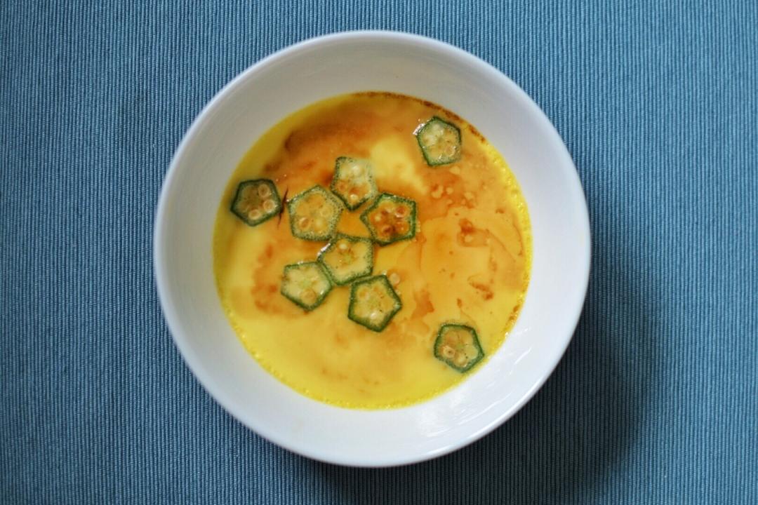 颜值控-做一朵开在碗里的花秋葵蒸水蛋