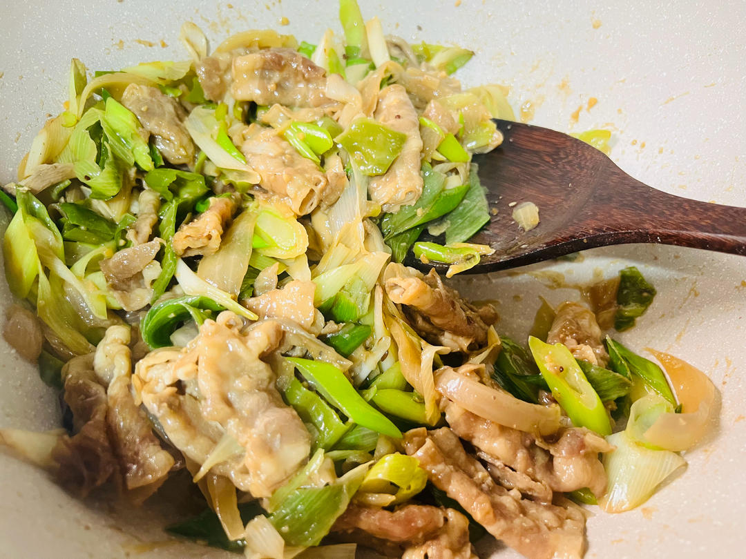 大葱炒肉