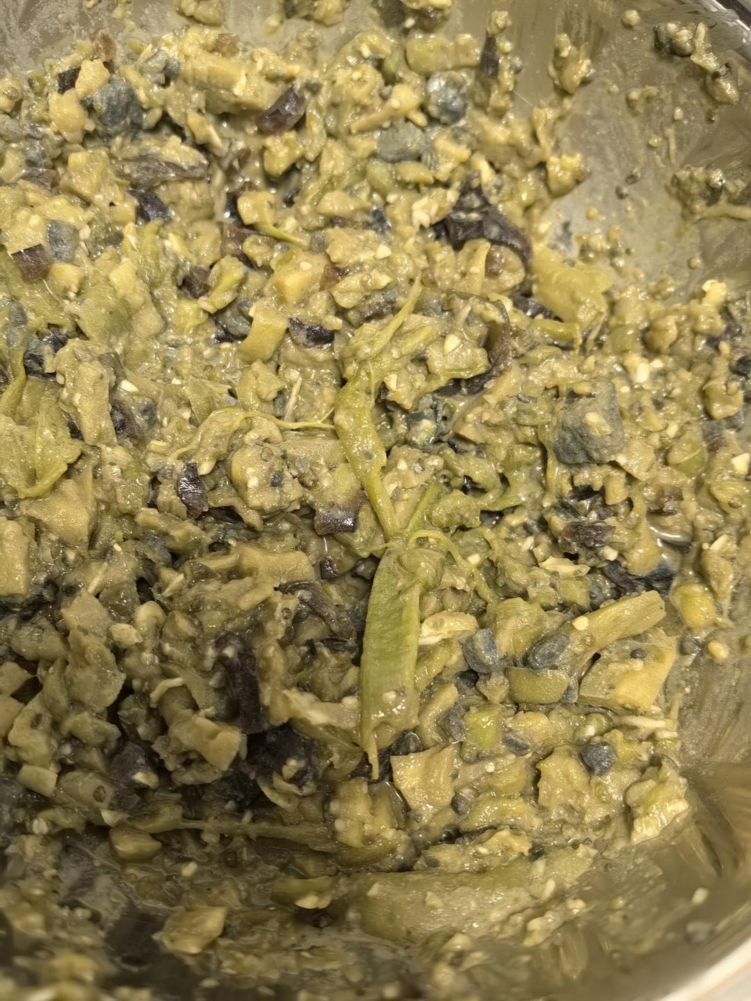 地道湘菜－皮蛋擂辣椒茄子