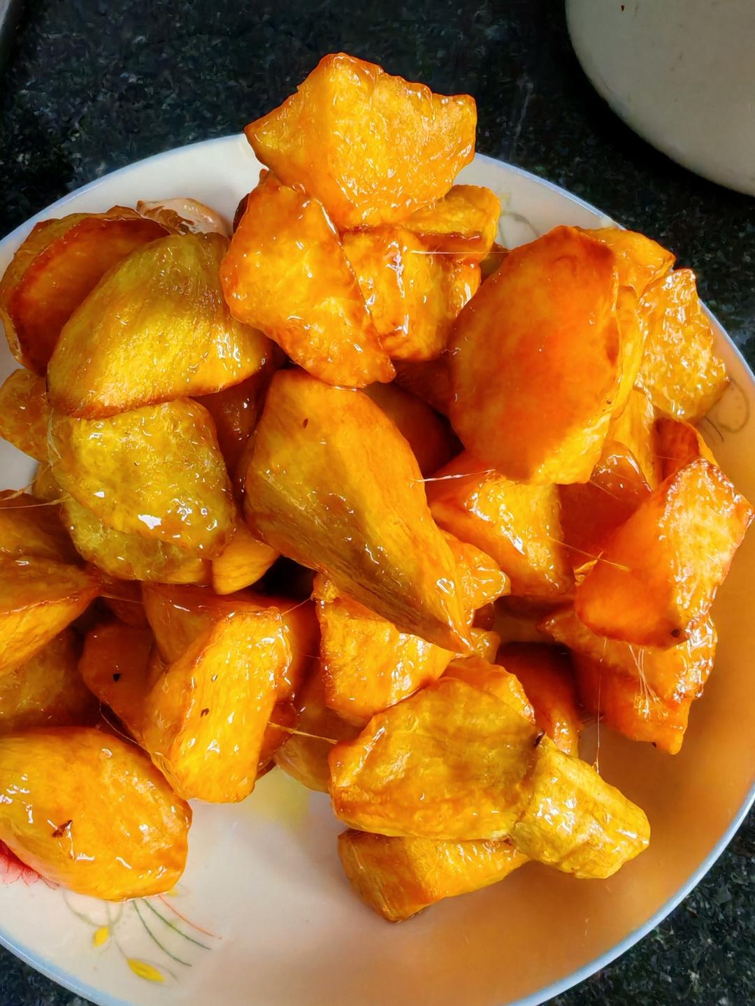 香甜诱人的拔丝地瓜，好不好吃全看这一招