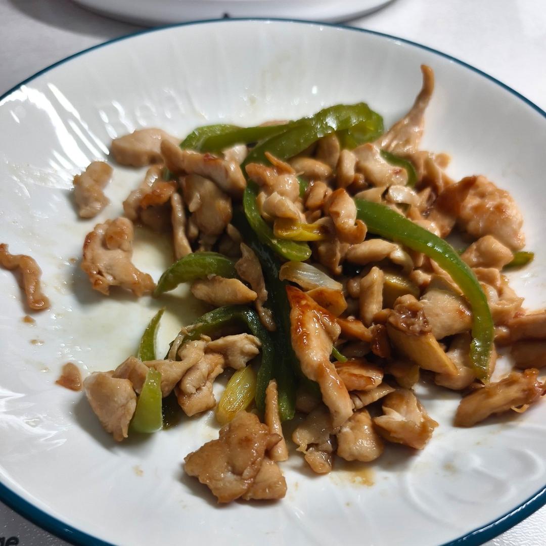 鸡丝炒青椒（鸡肉不老）