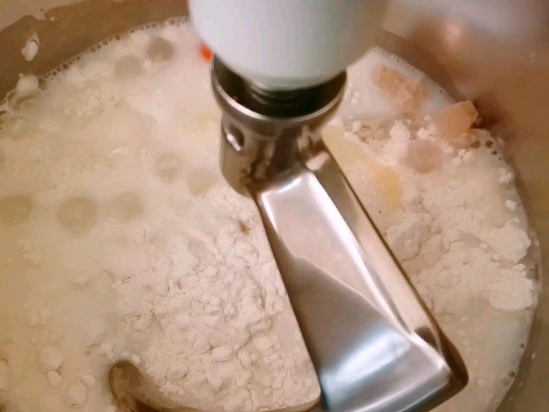 纯奶手撕吐司的做法 步骤1