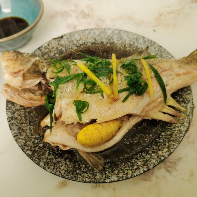 ㊙️年味‼️家宴必备清蒸鲈鱼‼️蒸蒸日上