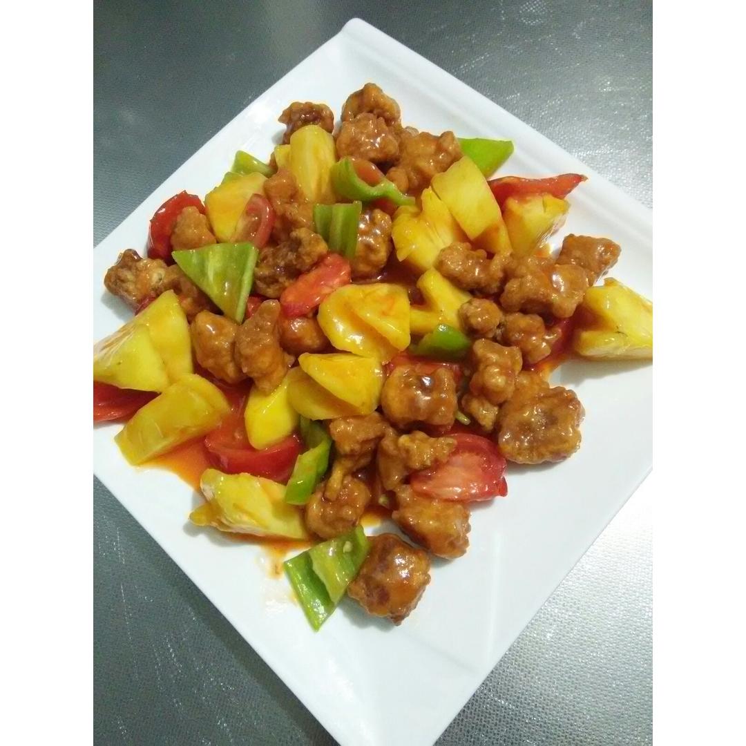 菠萝咕噜肉