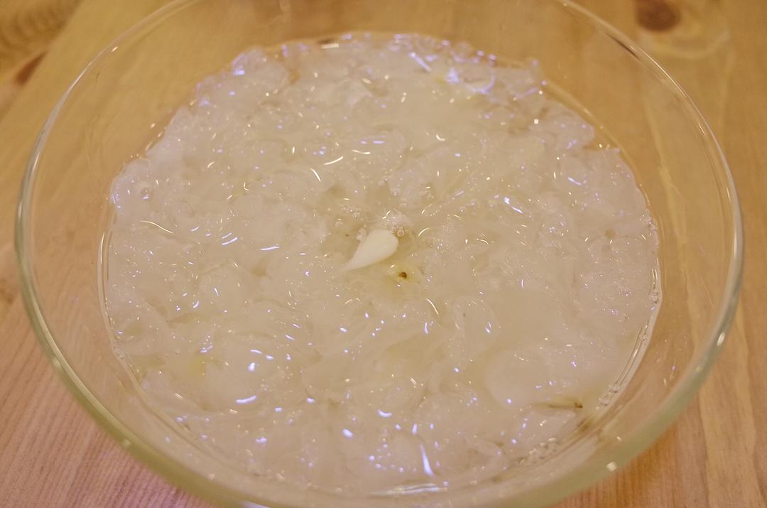 银耳百合莲子羹