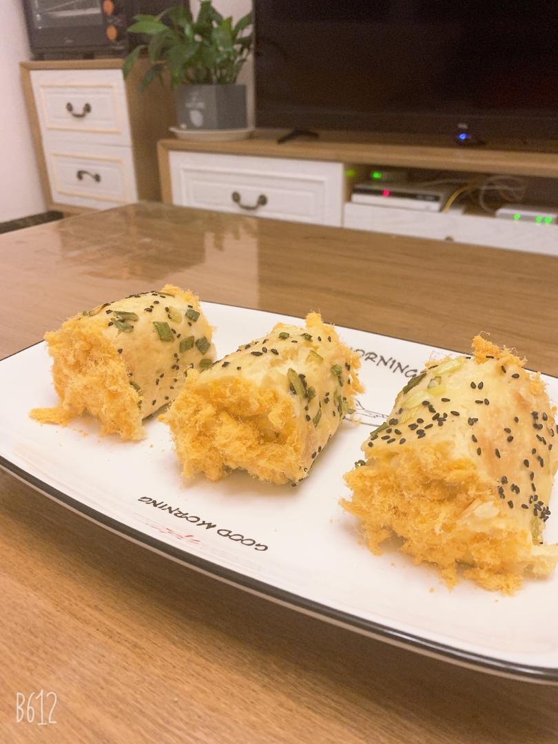 肉松面包卷