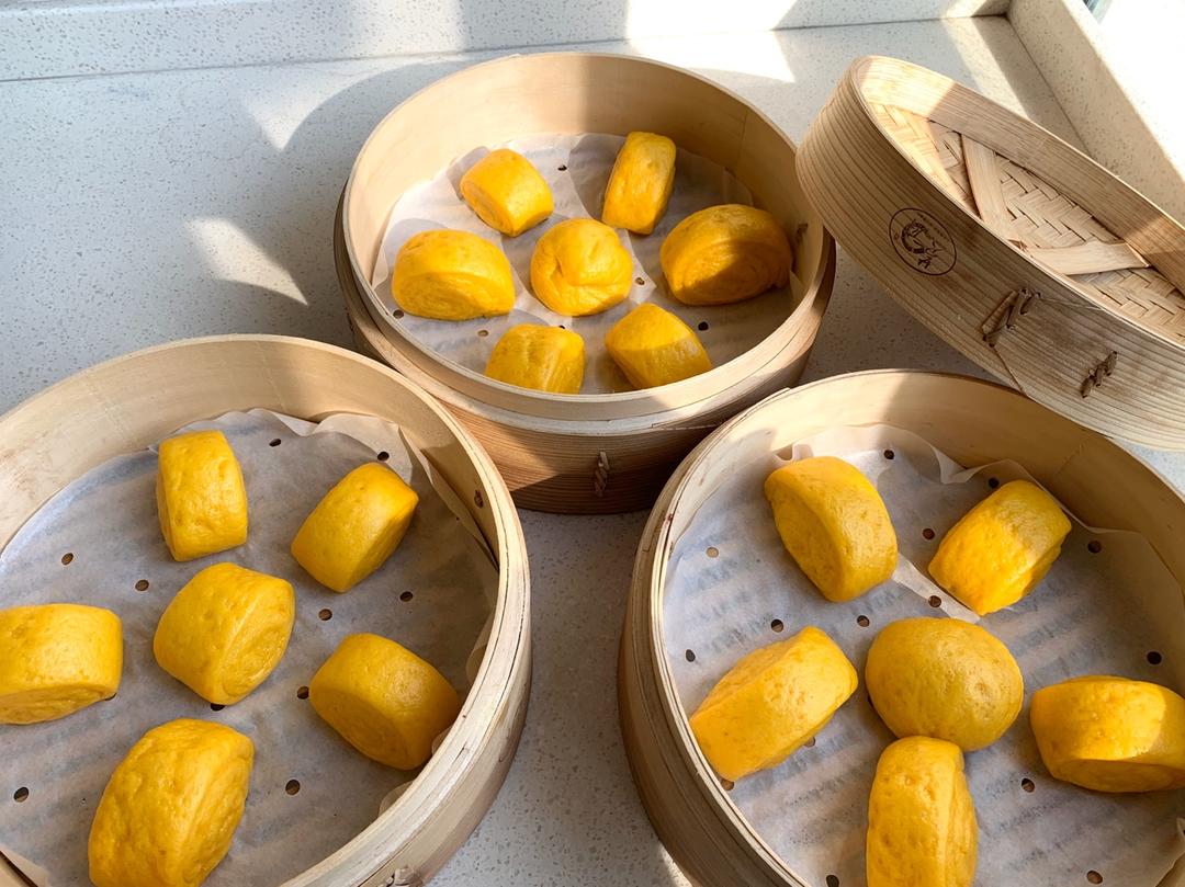 新手也可以--详解如何做出人见人爱、金黄的南瓜馒头