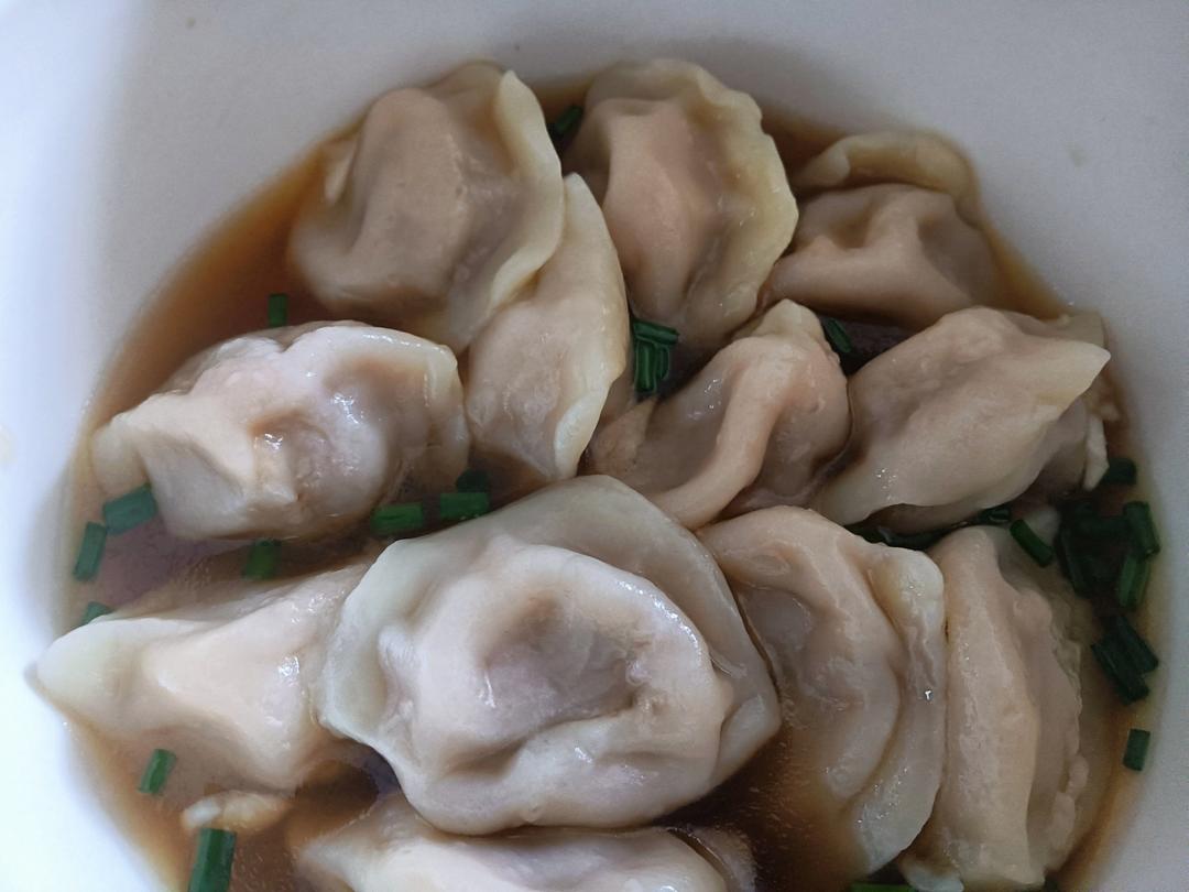 简单速冻饺子汤