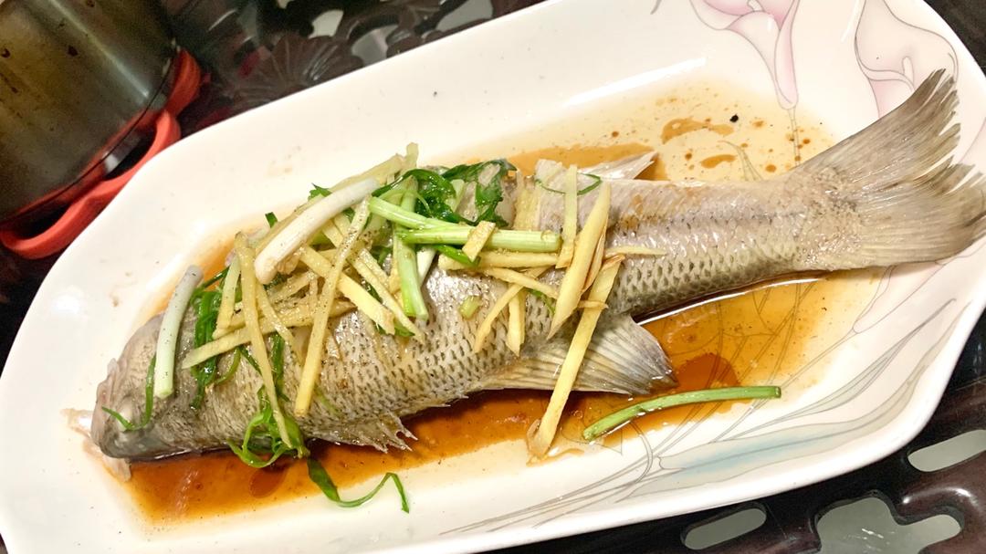 清蒸鲈鱼