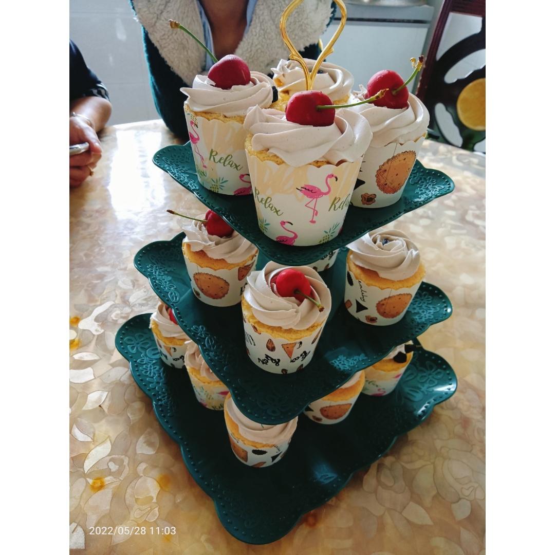 戚风小纸杯蛋糕