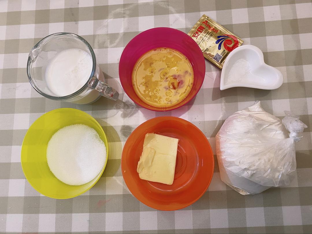 纯奶手撕吐司的做法 步骤1